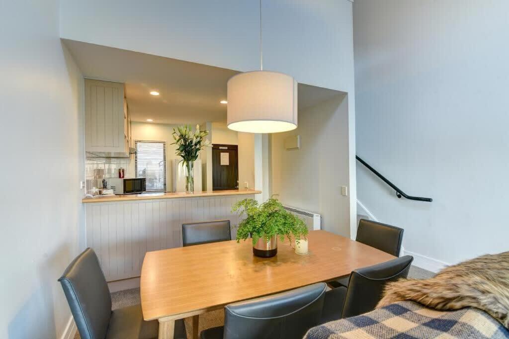 Modern 3 Bedroom With Stunning Postcard Views! Queenstown Zewnętrze zdjęcie