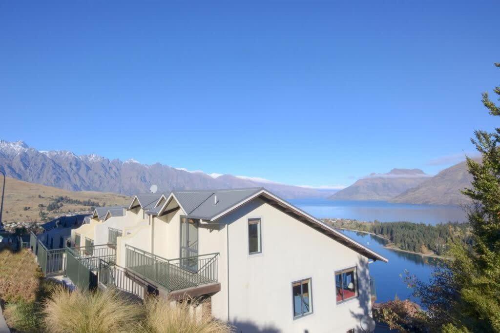 Modern 3 Bedroom With Stunning Postcard Views! Queenstown Zewnętrze zdjęcie