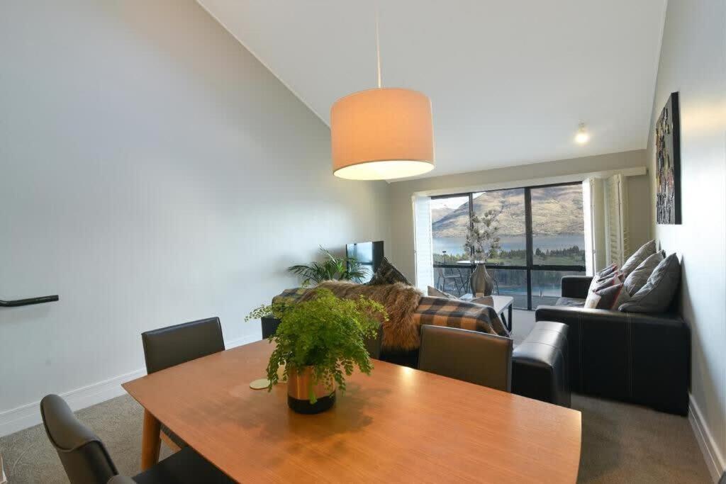 Modern 3 Bedroom With Stunning Postcard Views! Queenstown Zewnętrze zdjęcie