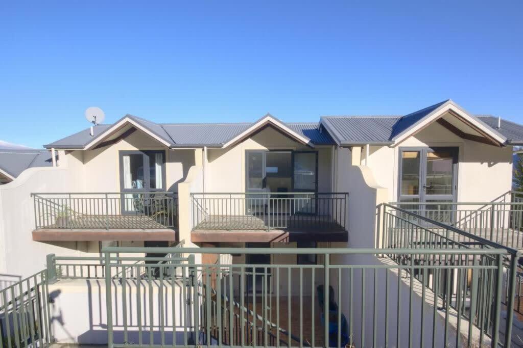 Modern 3 Bedroom With Stunning Postcard Views! Queenstown Zewnętrze zdjęcie
