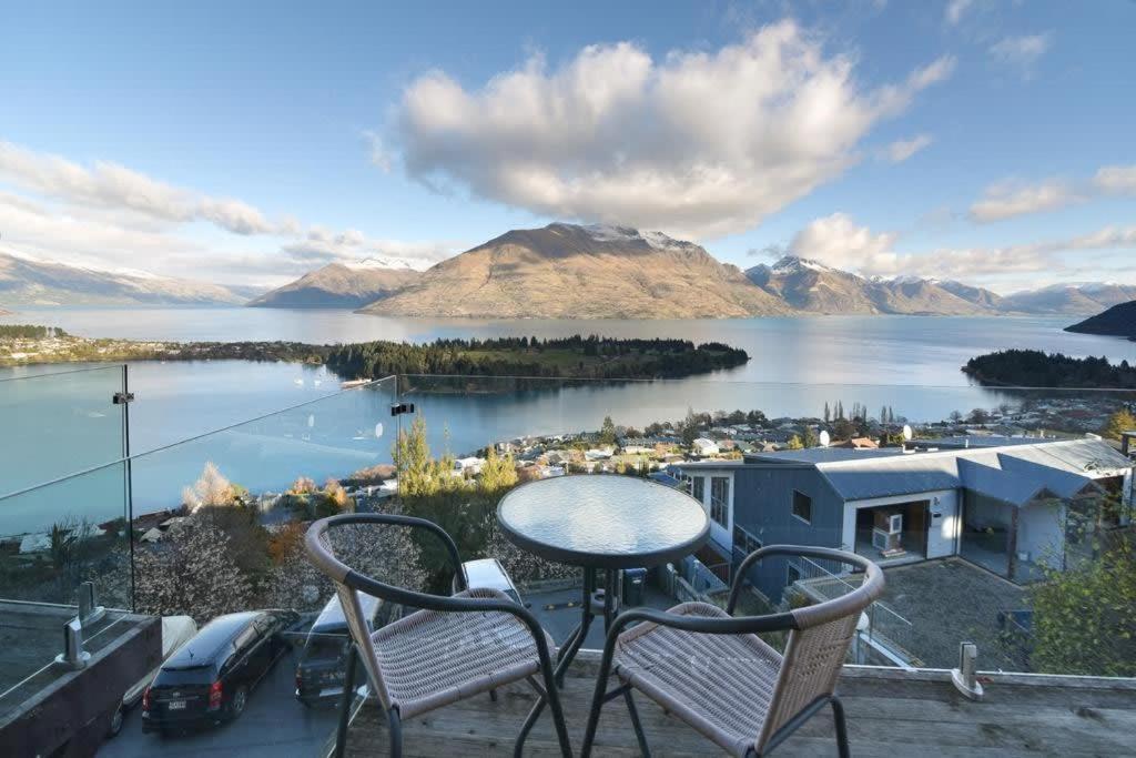 Modern 3 Bedroom With Stunning Postcard Views! Queenstown Zewnętrze zdjęcie